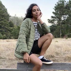 Everlane lightweight puffer